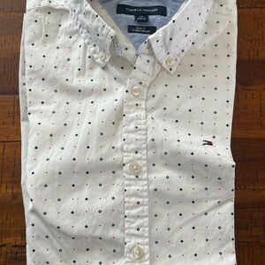 Tommy Hilfiger Men’s small short sleeve shirt